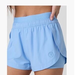 Vuori Shorts 2inch Luna